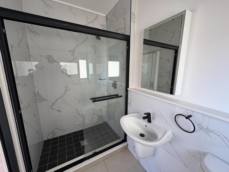 To Let 1 Bedroom Property for Rent in Richwood Western Cape